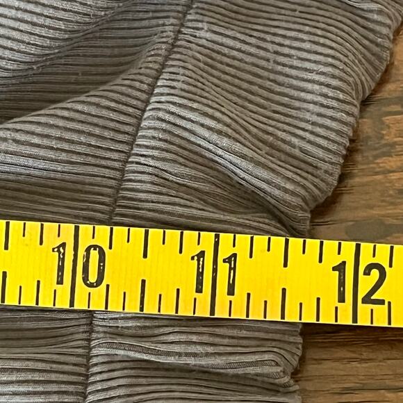 Skims Gray Ribbed Boxers Size Medium - Picture 9 of 10